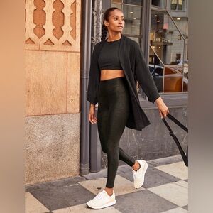 Beyond yoga Softshine High Waisted Midi leggings XL black gold shimmer